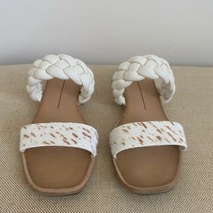 Dolce Vita flat sandal